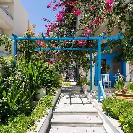 Apartment House Of Flowers *