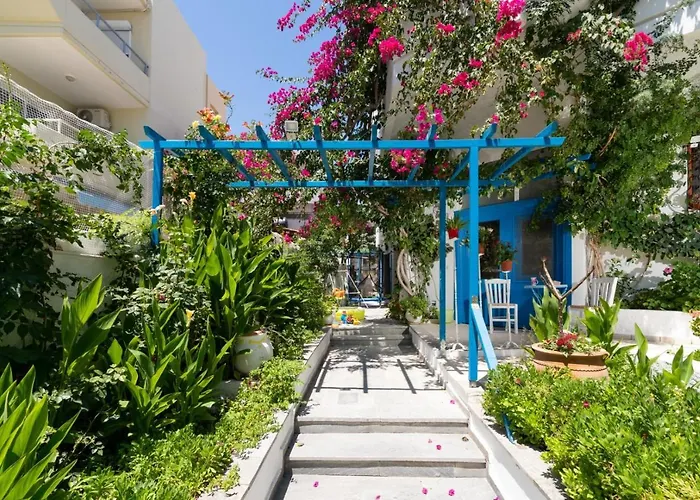 Apartment House Of Flowers *