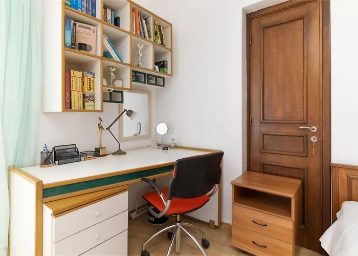 House Of Flowers Rhodes City